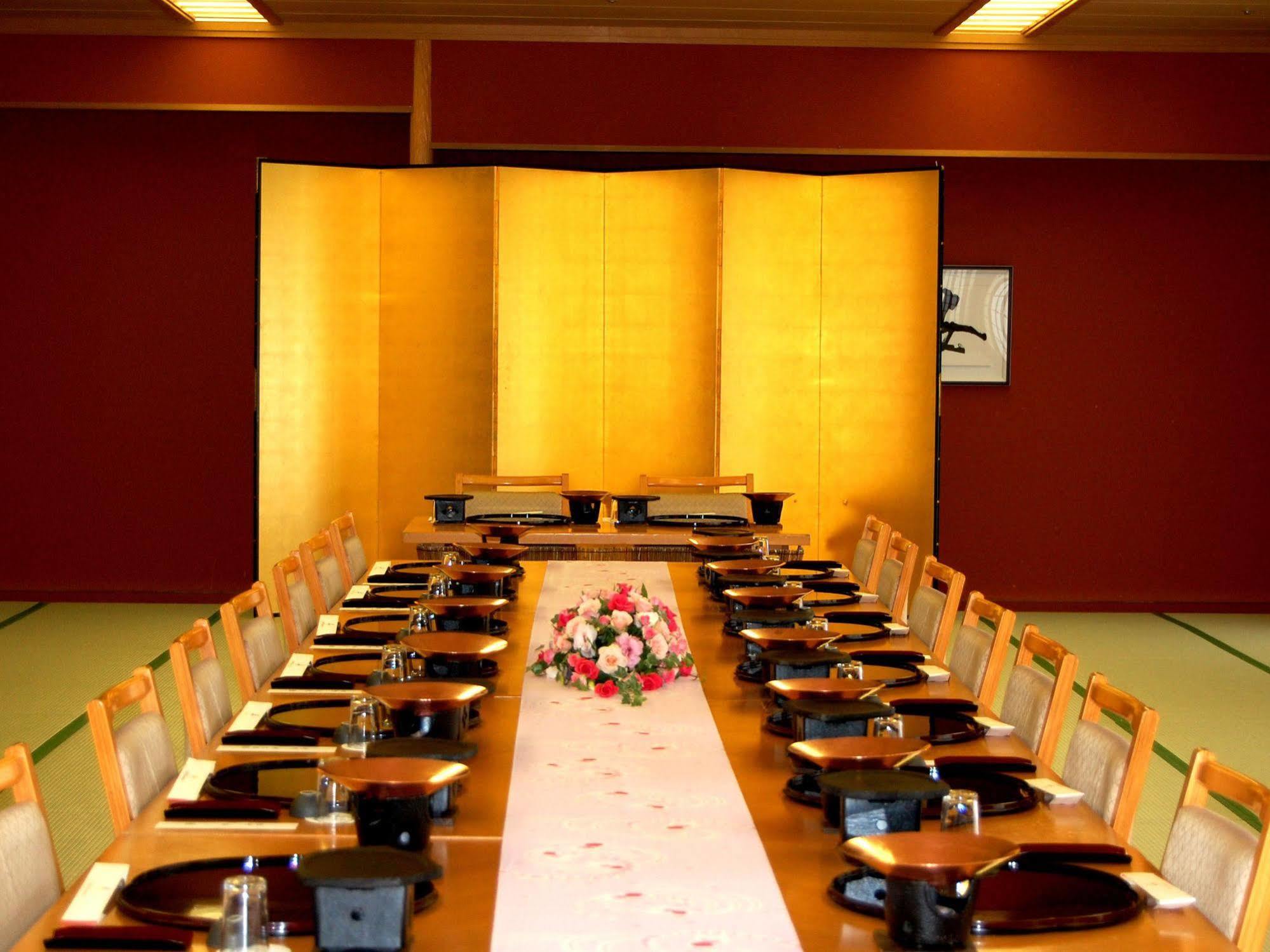 Royal Hotel Yamanaka Onsen Kajikaso Kaga  Εξωτερικό φωτογραφία