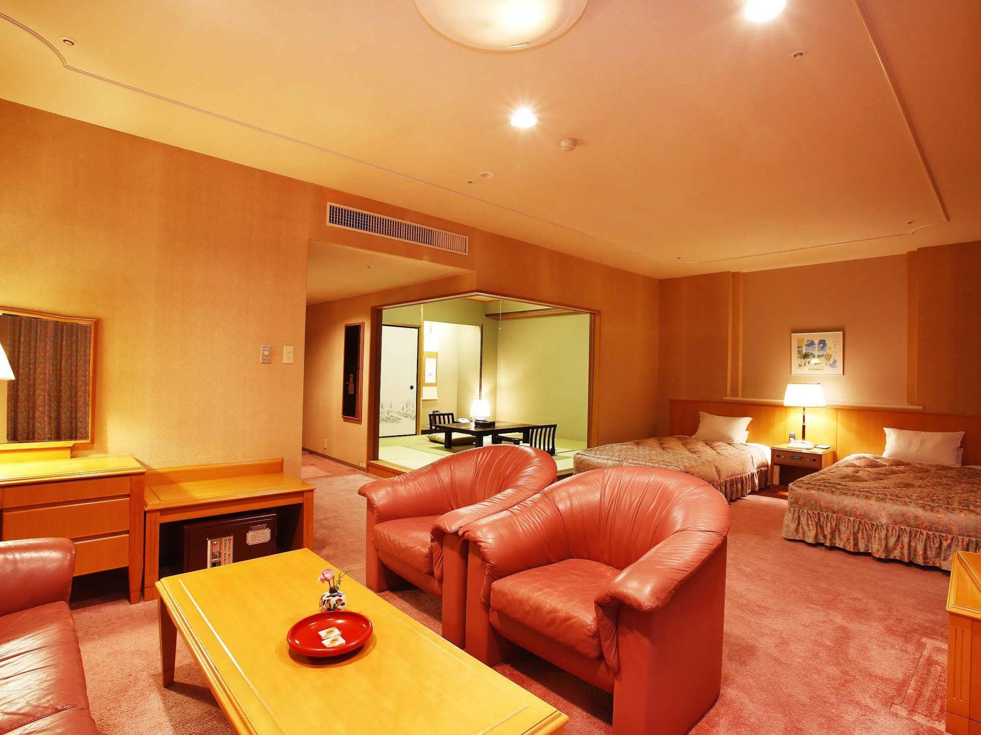 Royal Hotel Yamanaka Onsen Kajikaso Kaga  Εξωτερικό φωτογραφία